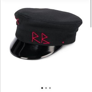 Ruslan baginskiy hat